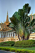 Phnom Penh - The Royal Palace, Preah Tineang Tevea Vinichhay (Throne Hall)